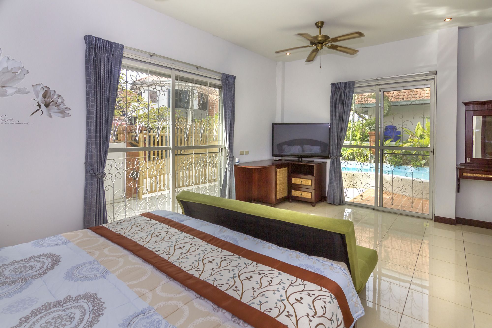 Nowhere Villa Pluto باتايا المظهر الخارجي الصورة